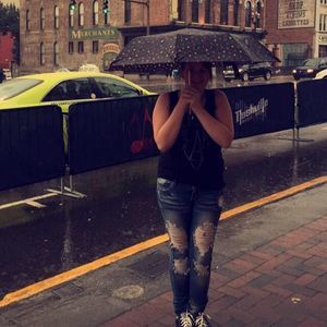 Meet your Posher, Cora